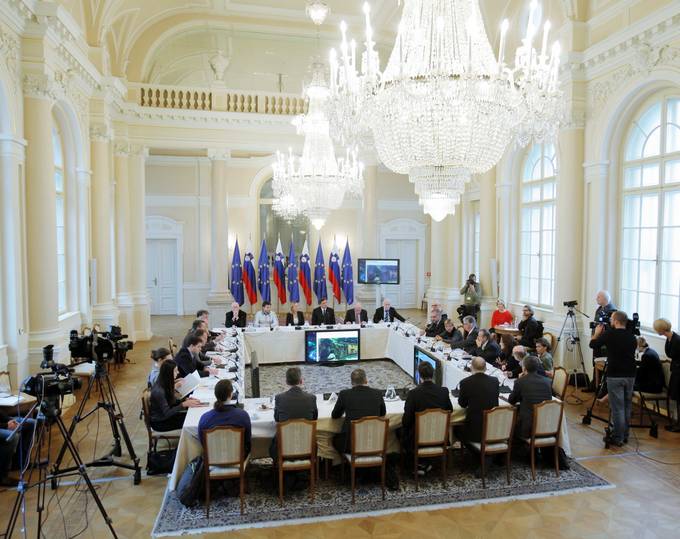 "Slovenija 2030" – Smeri tehnološkega napredka, smeri družbenih sprememb